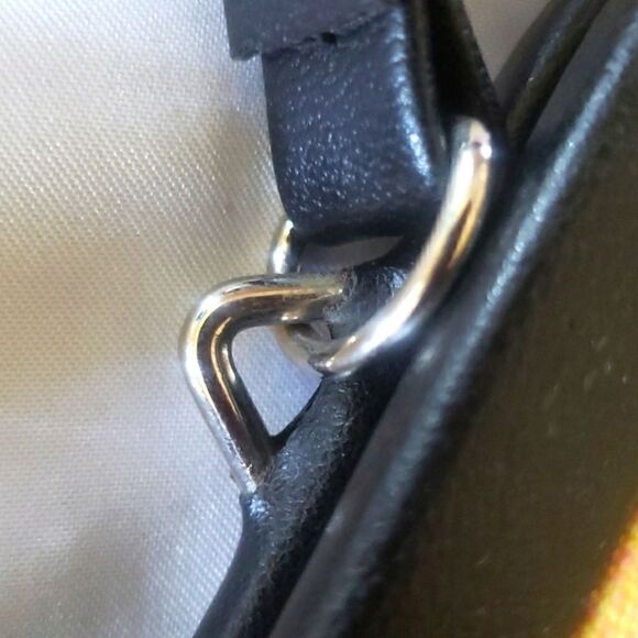 𝅺VINTAGE Style Handbag - Picture 9 of 16